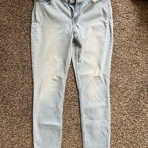 Old Navy Women's Light Blue Skinny Jeans